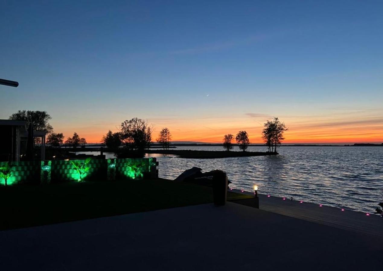 Luxus Cube Meerblick Veluwemeer Am Strand In Erster Reihe Hulshorst Exterior photo